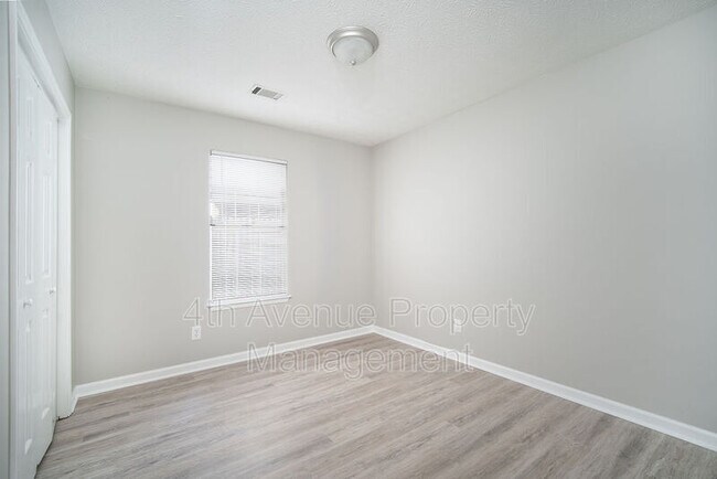 Building Photo - 2840 Pebblebrook Ct