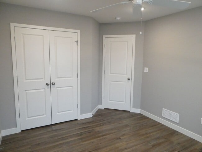 Building Photo - 3 Bedroom 2 Bath Home- Off Green Meadows Rd