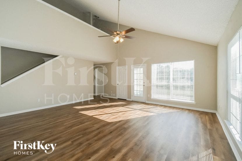 Building Photo - 7452 Cliff Cottage Dr