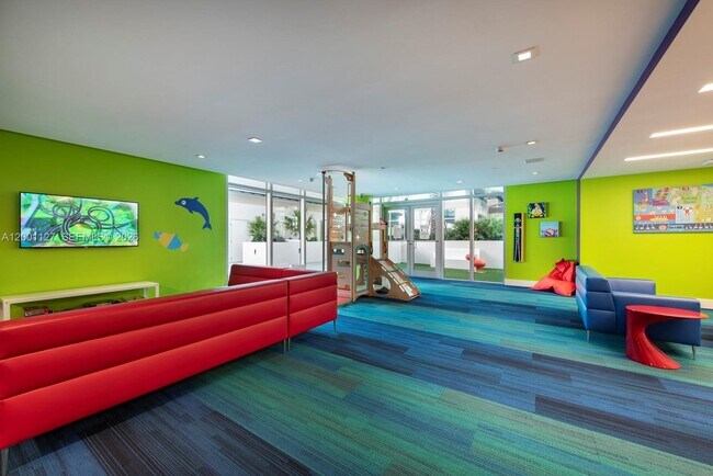 Building Photo - 300 Sunny Isles Blvd