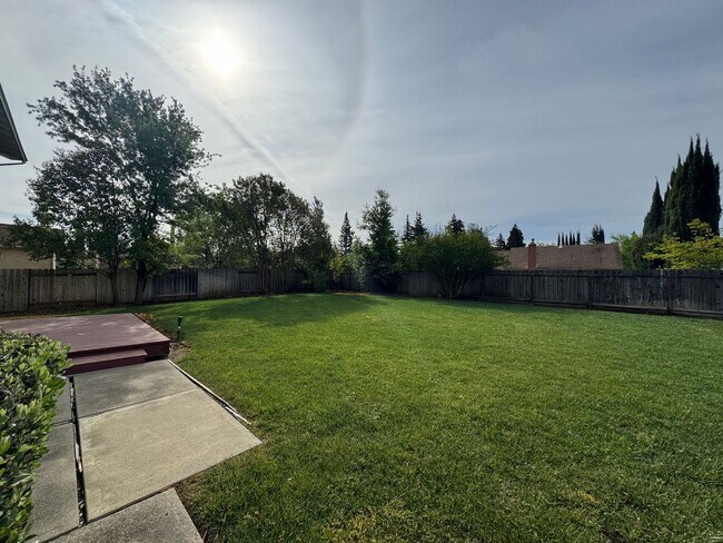 Building Photo - Coming Soon - Beautifully remodeled 5 bed/ 2.5 bath with huge backyard