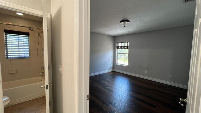 Building Photo - 6031 Roseate Spoonbill Dr