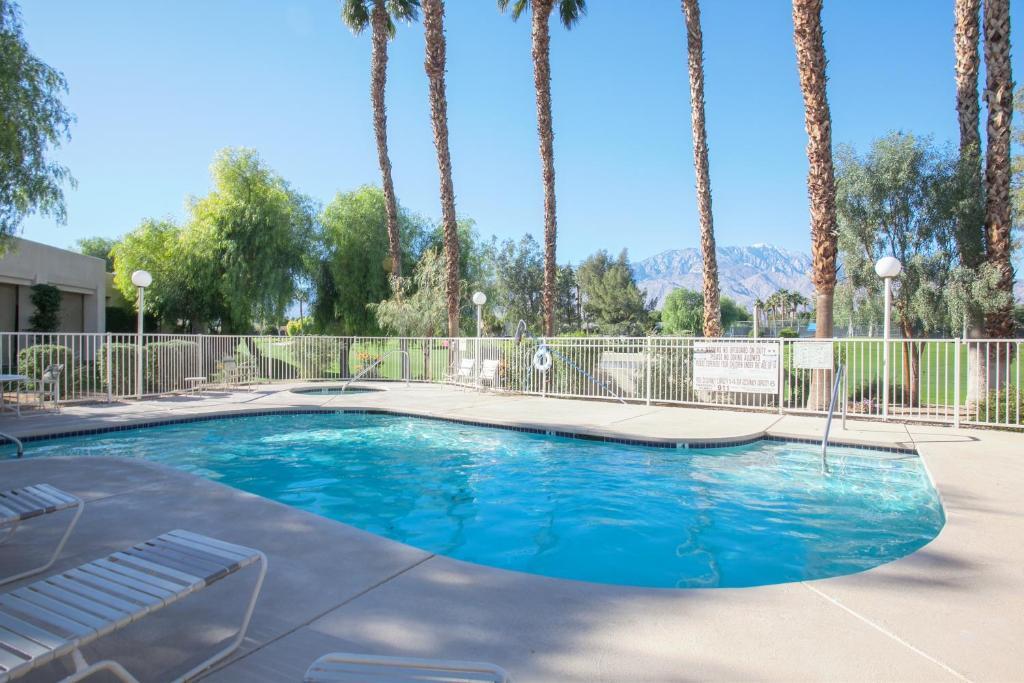 Building Photo - 28964 Desert Princess Dr