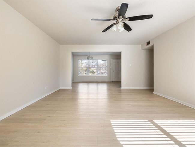 Building Photo - 800 Monterrey Pl