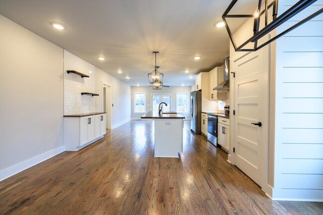 Building Photo - **COMING SOON!  FULLY Renovated Buchanan D...