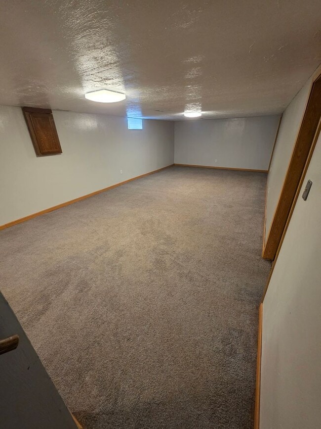 Building Photo - 501 Adare Rd