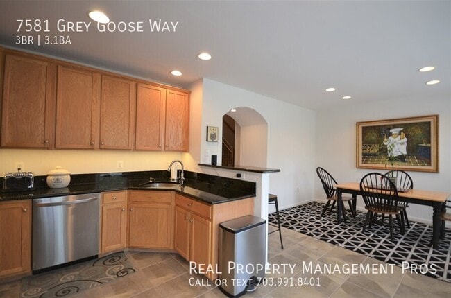 Building Photo - 7581 Grey Goose Way