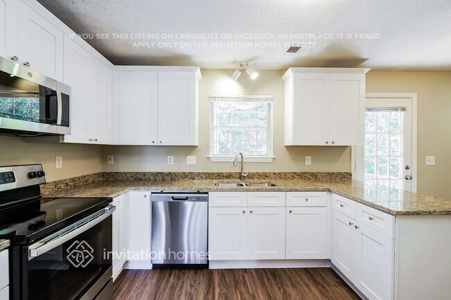 Building Photo - 2196 Serenity Dr NW
