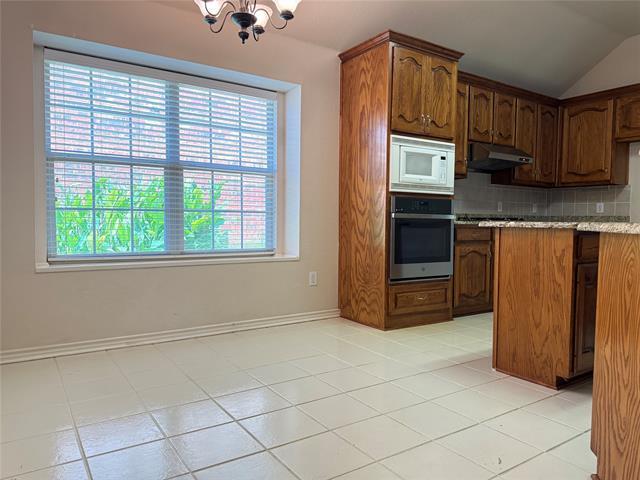 Building Photo - 1435 Kingsley Dr