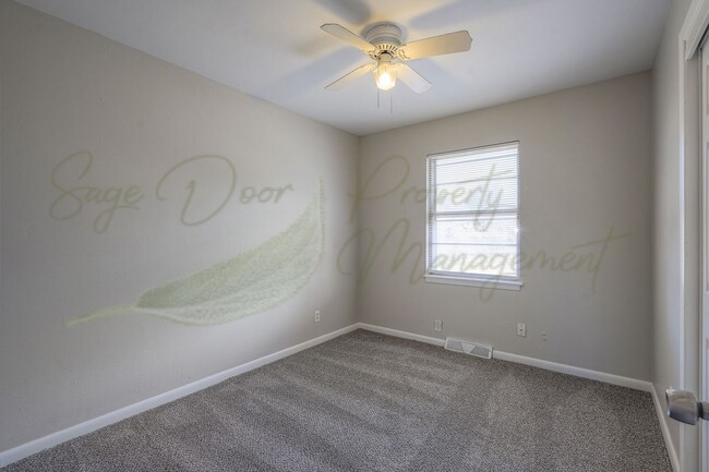 Building Photo - FINISHED BASEMENT WITH KITCHEN AND BATHROO...