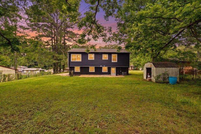 Building Photo - 439 N Edgemont Cir NW