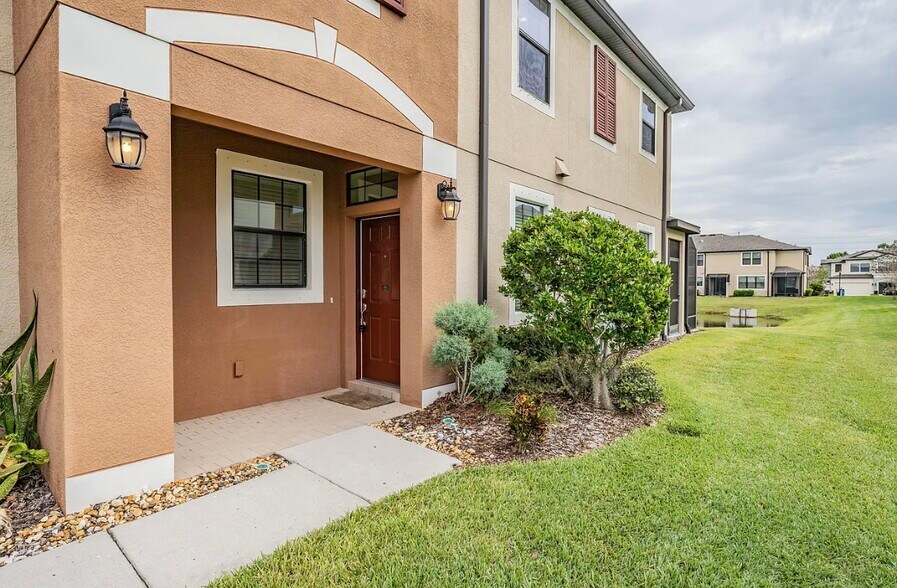 Building Photo - 11617 Crowned Sparrow Ln
