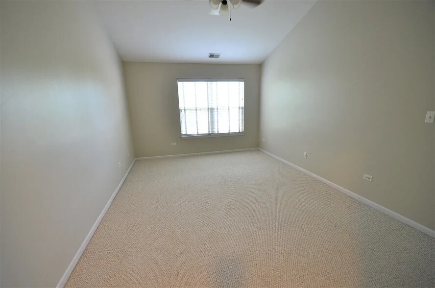 Building Photo - 2227 Waterleaf Ct