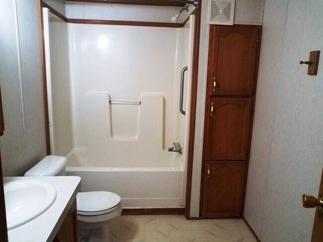 Building Photo - 4 bedroom in Shepherd MT 59079