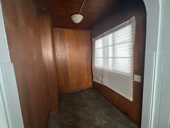 Building Photo - 2401 Main-