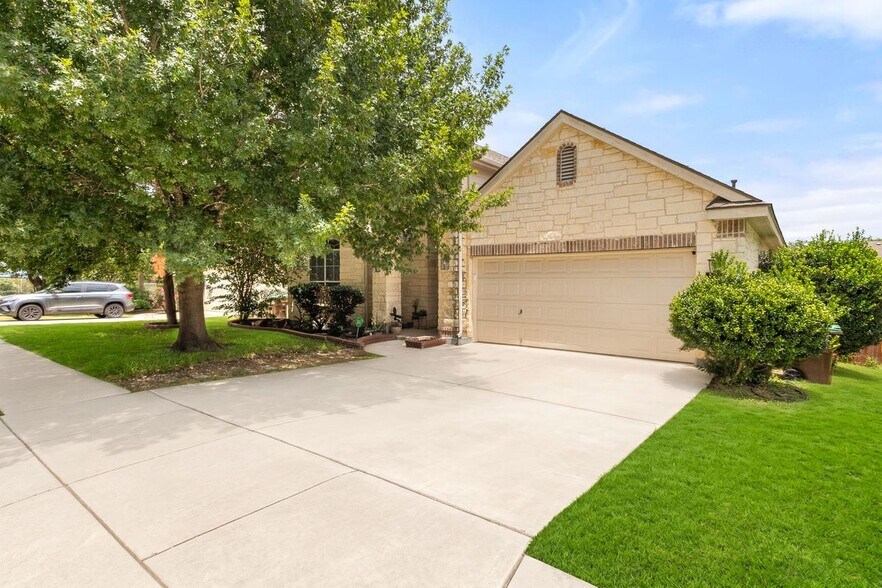 Building Photo - 5830 Palmetto Way