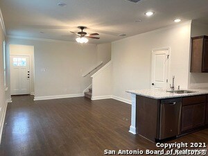 Building Photo - 2222 Sandlewood Cv