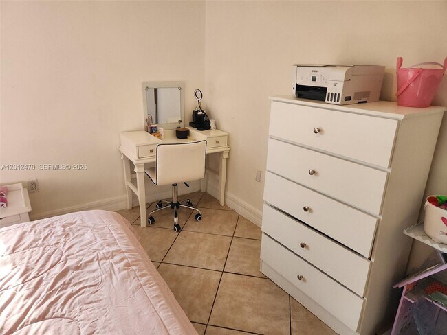 Building Photo - 3452 SW 113th Ct