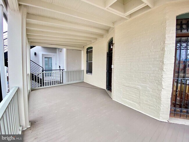 Building Photo - 140 Bryant St NW