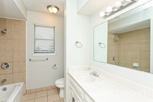 Building Photo - 3 BR/2BA | Newly Renovated Single Family Home | 1-Car Covered Parking | Gated backyard