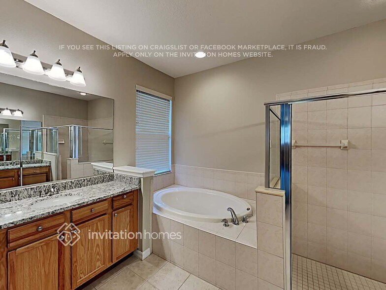 Building Photo - 11920 Summer Springs Dr