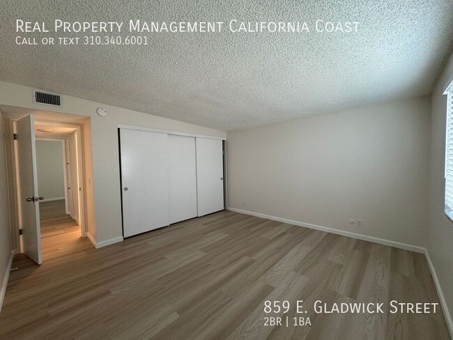 Building Photo - 859 E Gladwick St