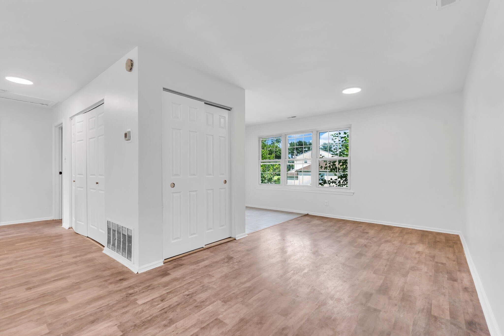 Building Photo - 56 Hopewell Ln