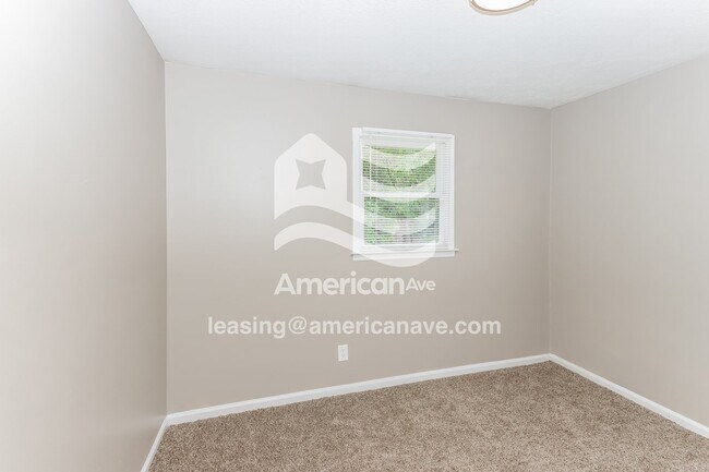 Building Photo - 145 Briarwood Cir