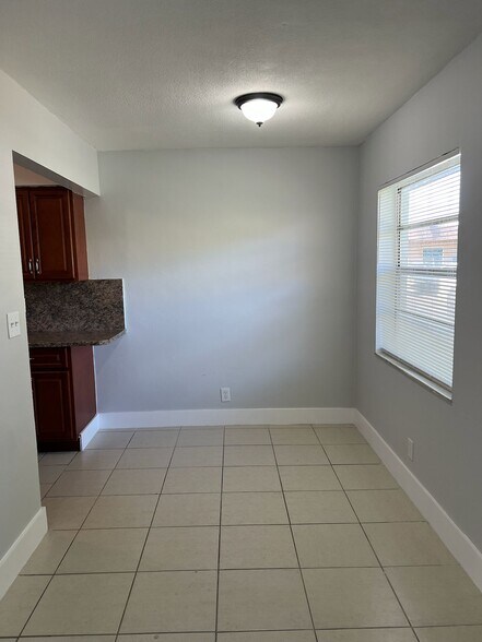 Building Photo - 3071 NW 43rd St