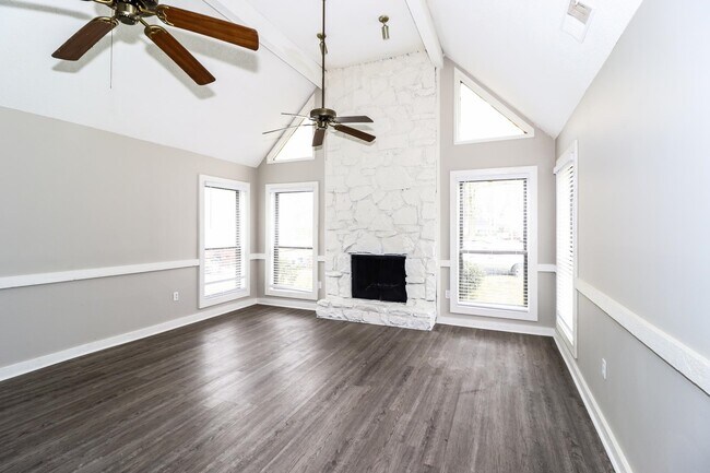 Building Photo - 6628 Birch Run Ln