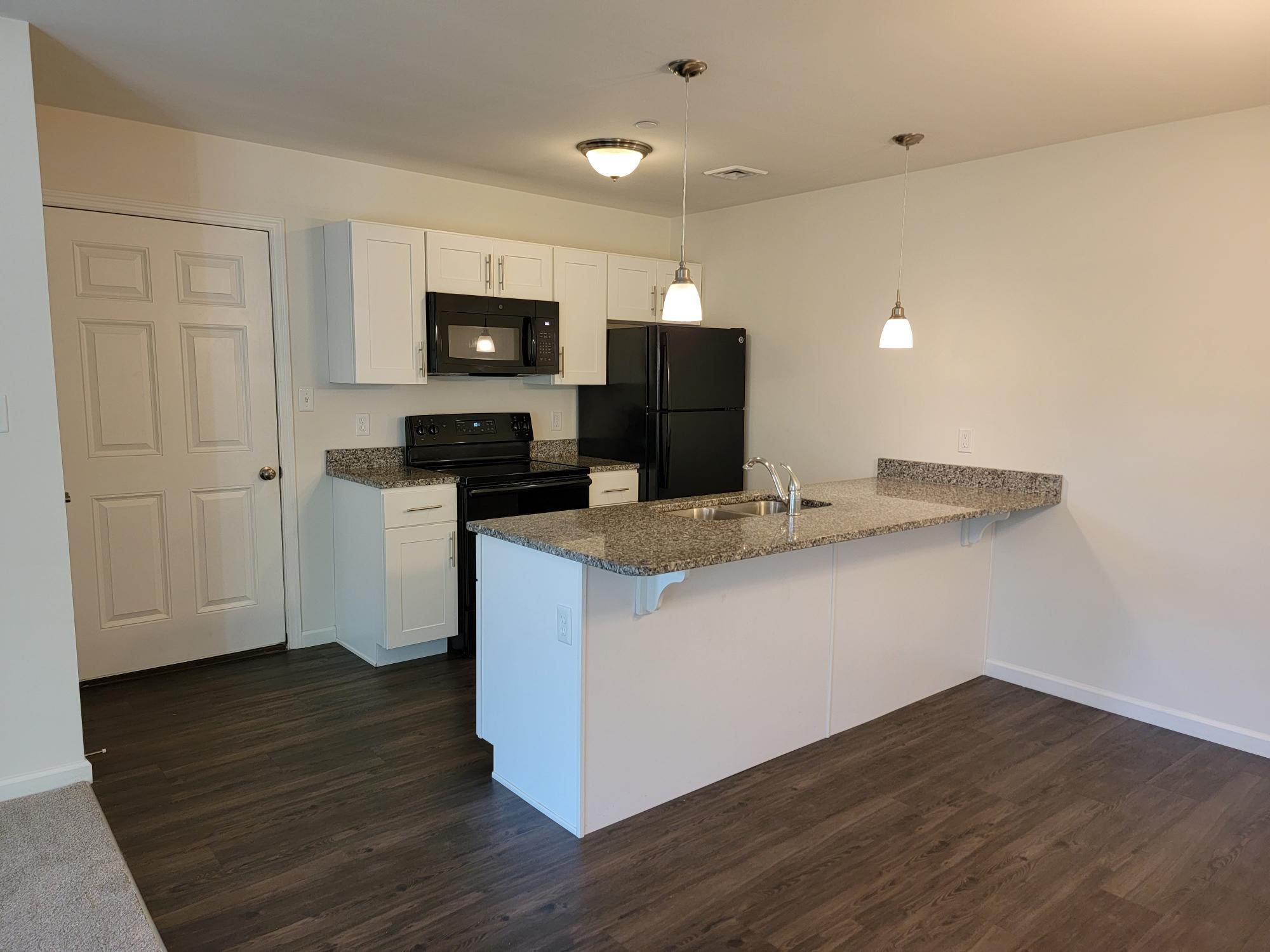 Building Photo - 30 Rollins Ln