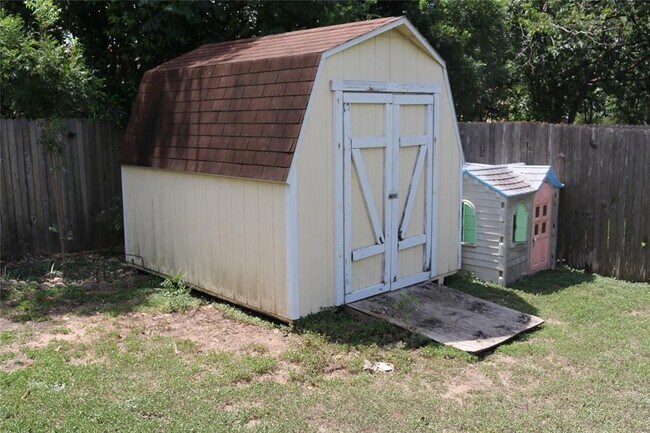 Building Photo - 1811 W Pflugerville Pkwy