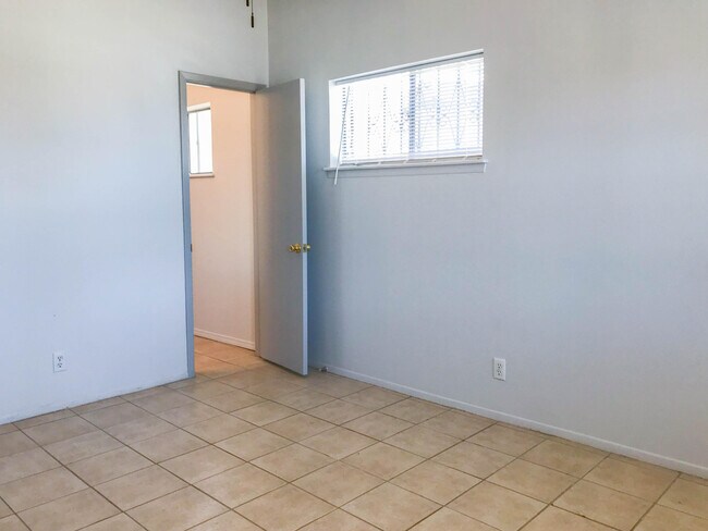 Building Photo - 5221 Edmonton Ave