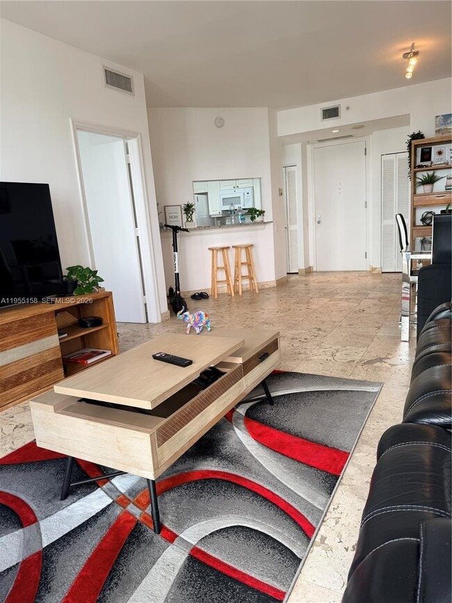 Building Photo - 888 Brickell Key Dr