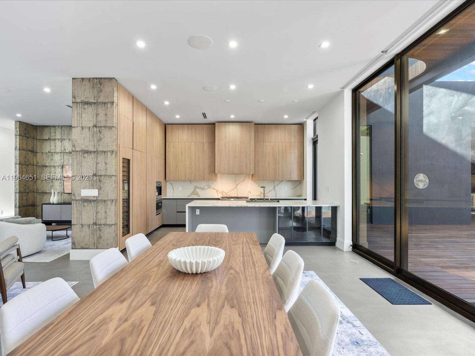 Building Photo - 871 NE 83rd St