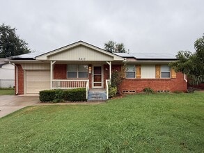 Building Photo - Reduced Rent! Available Now! ***SPECIAL 50% OFF 1ST FULL MONTH'S RENT***    Charming 4 bedroom ho...