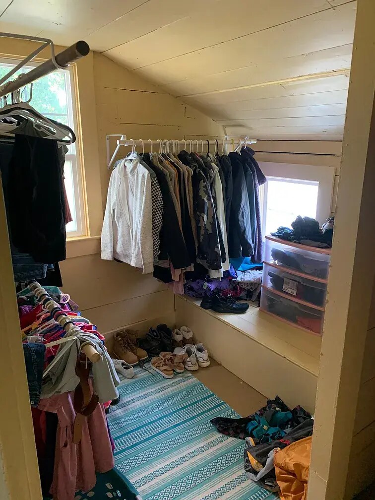 Building Photo - 601 W California St