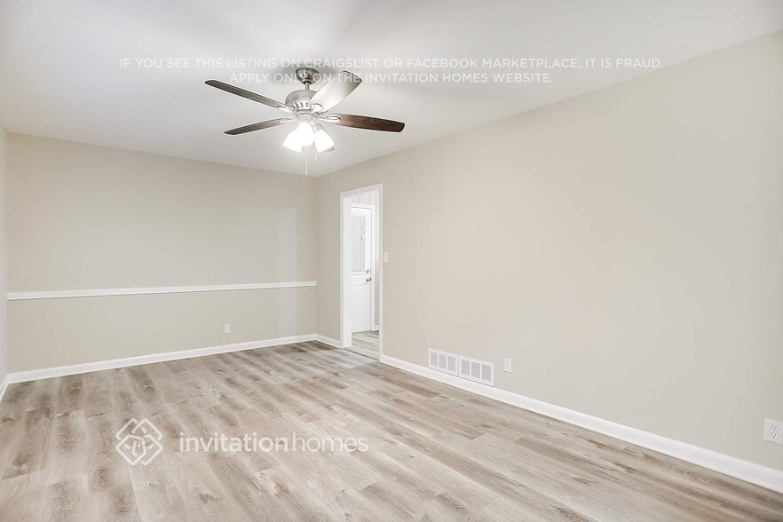 Building Photo - 3209 Briarwood Blvd