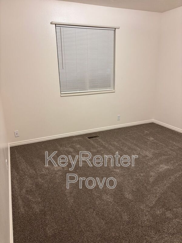 Building Photo - 1893 W 800 N St