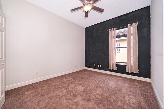 Building Photo - 7415 Pointe Venezia Dr