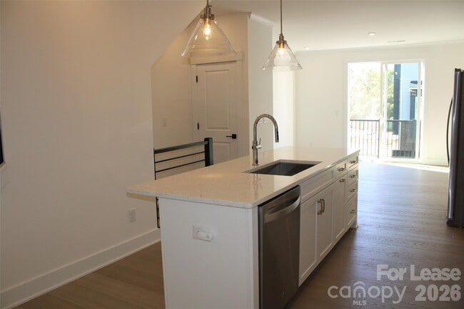 Building Photo - 1340 Hamilton St