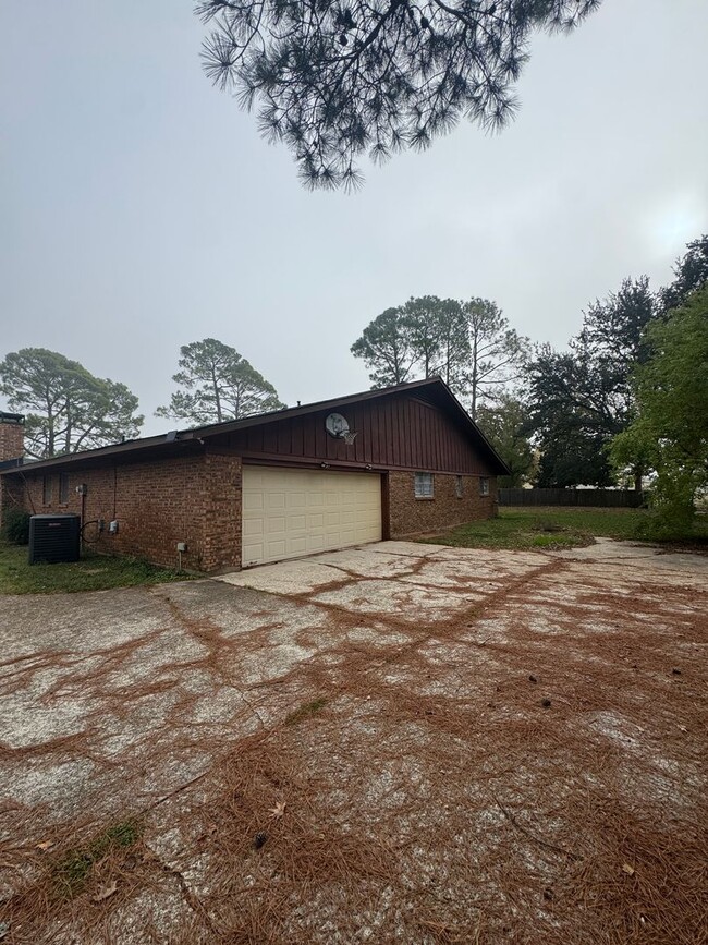 Building Photo - Rental Property