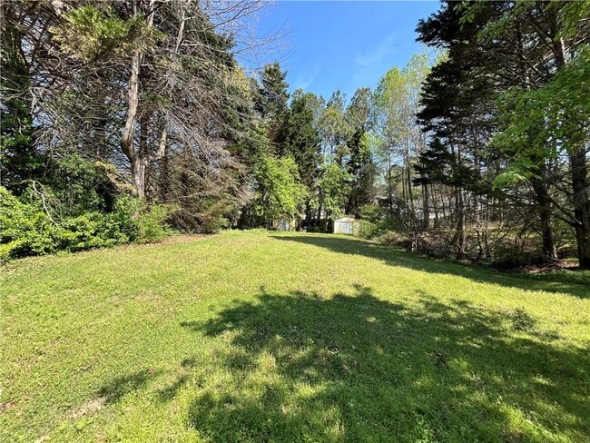 Building Photo - 678 Arbour Way