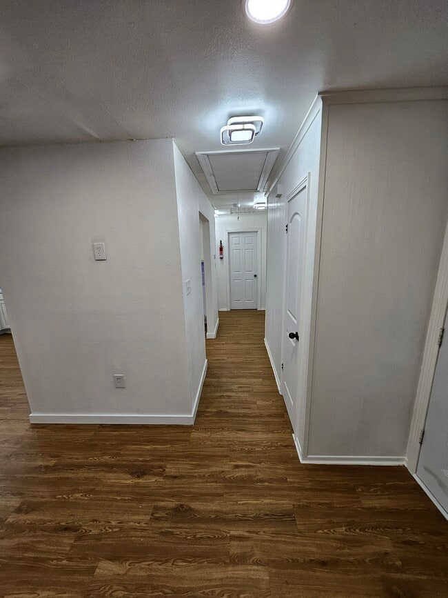 Building Photo - 3113 Tulip St