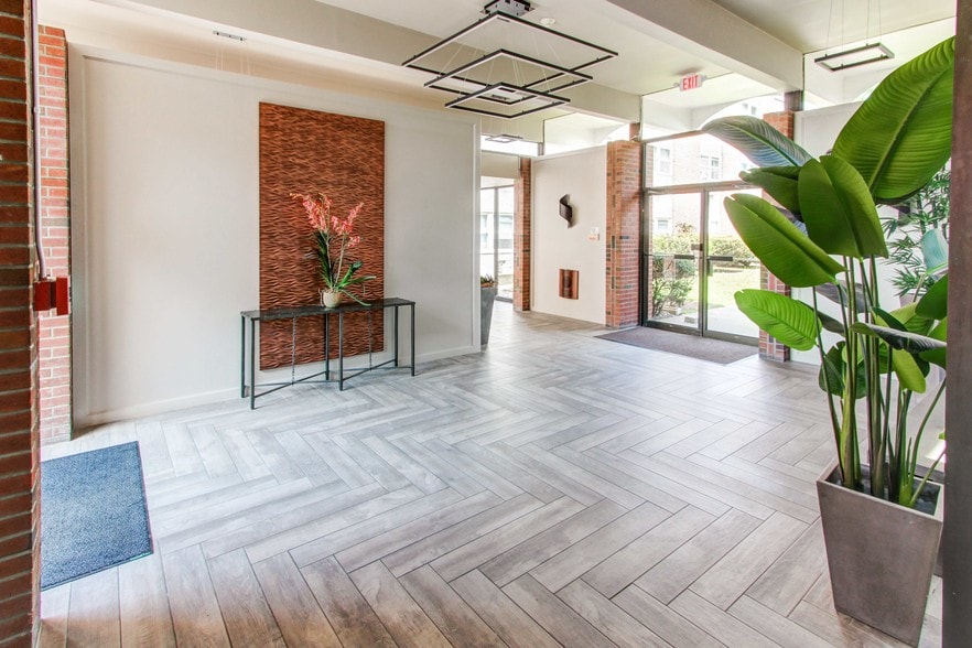 Sherwood Square Apartments 490 Sherwood Pl Stratford CT 06615