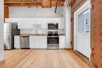 Building Photo - 58 13th St