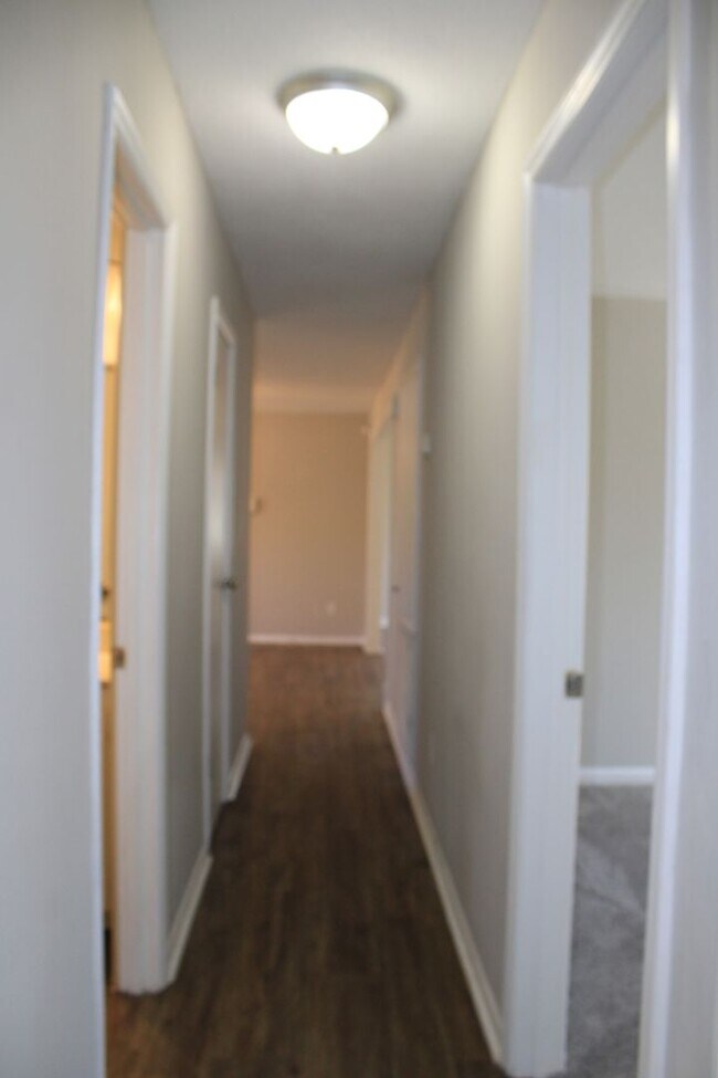 Building Photo - 3517 Byron Pl