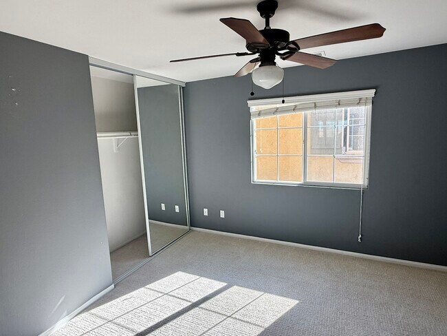 Building Photo - 28610 Sugarite Canyon Dr