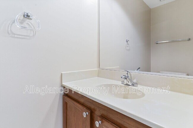 Building Photo - 8073 Morning Meadow Ct