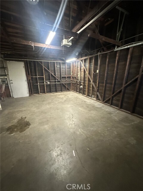 Building Photo - 7614 Century